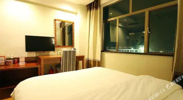 Huixing Business Hotel, Boek Hotel Hotels in Guangdong met parkeren, Parkeren