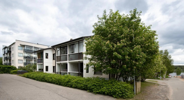 Riverside Apartment Rovaniemi, Забронировать Апартаменты/квартира Отели Рованиеми с парковкой, рядом с Rovaniemi Church, Парковка