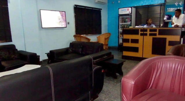 Blue Seasons Hotel & Suites, Varaa Hotelli Hotellit Lagos pysäköinnillä, Pysäköinti