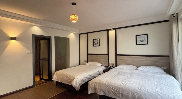 Номер Standard Castle peak yard Inn Free railway st ation pick-up by 2 nights