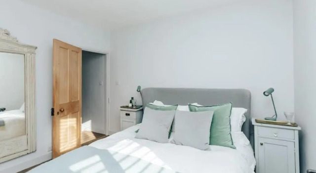 The Neptune - From 125 Per Night, Забронировать Дом для отпуска Отели в центре Хенли-на-Темзе, в центре
