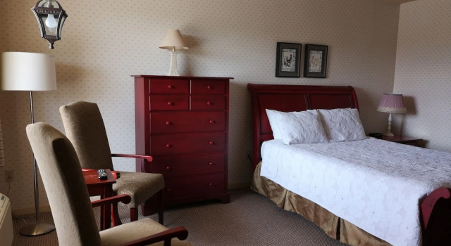 Двухместный номер Standard с балконом Hotellerie Jardins de Ville