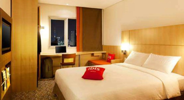 Ibis Dalian Zhongshan Square Hotel, Book Hotel Zhongshan District 