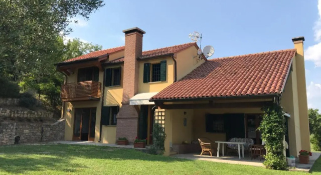 Коттедж Casa vacanze Agli ulivi