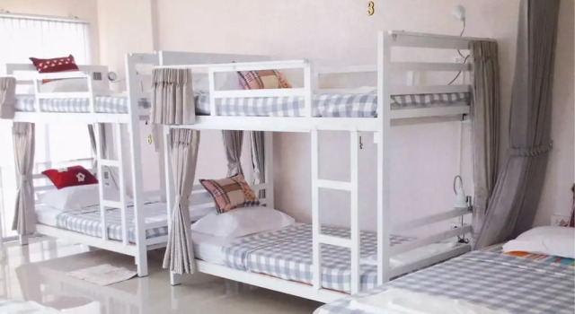 Chogun Hostel, Забронировать Хостел Хостелы Чумпхон, рядом с Viratsil Hospital, Хостел