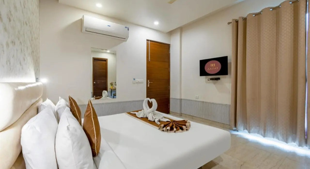 Aadat Hotel Subhash Chowk Gurgaon, Varaa Hotelli Gurgaon 