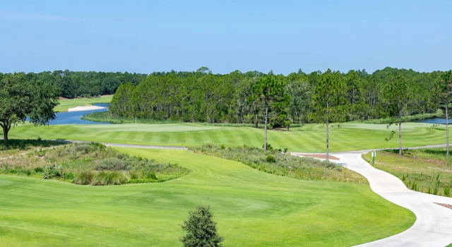 Четырёхместный номер Standard с видом на поле для гольфа Camp Creek Inn