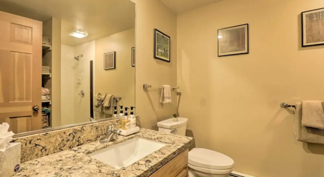 Апартаменты Lake Tahoe Corner Condo w/ Hot Tub, Beaches Nearby