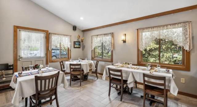 Двухместный номер Standard с видом на сад Good Medicine Lodge