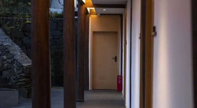 SanShanLi.Rustic Luxury Hotel, Varaa Hotelli Tongren Guizhou