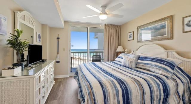 Pelican Beach 0815 2 Bedroom Condo by Pelican Beach Management, Забронировать Апартаменты/квартира Дестин Emerald Coast, рядом с Аквапарк Биг-Каунас
