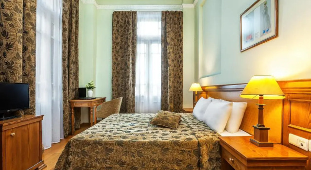 Двухместный номер Standard Minerva Premier Hotel