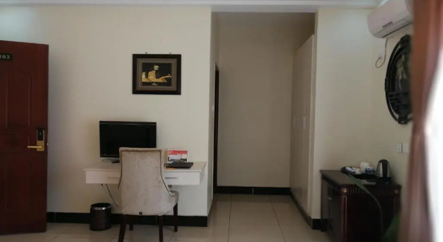 Трёхместный номер Standard Nanjing Restaurant & Motel