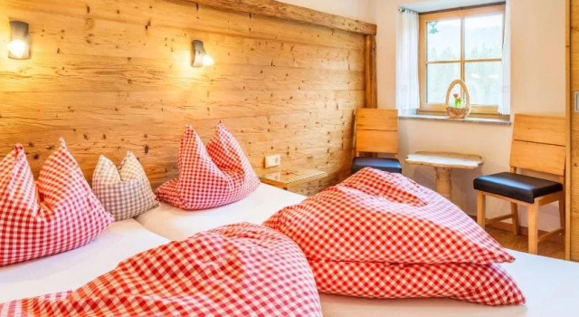 Wohlfühlbauernhof Bambichlhof, Rezervovat Hotel Hotely v Fuschlsee se snídaní, Snídaně