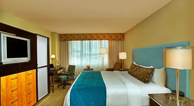Номер Luxury Heldrich Hotel and Conference Center