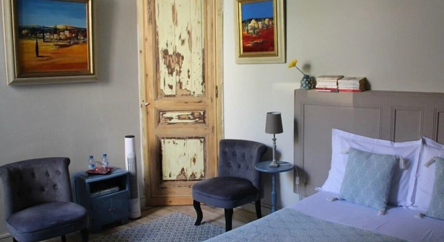 Une Chambre en Ville