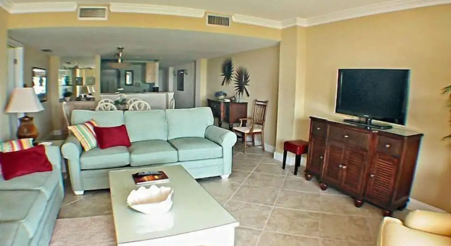 Forest Beach by Seashore Vacations, Забронировать Отель Хилтон-Хед-Айленд Lowcountry, рядом с Торгово-развлекательный центр The Village at Wexford