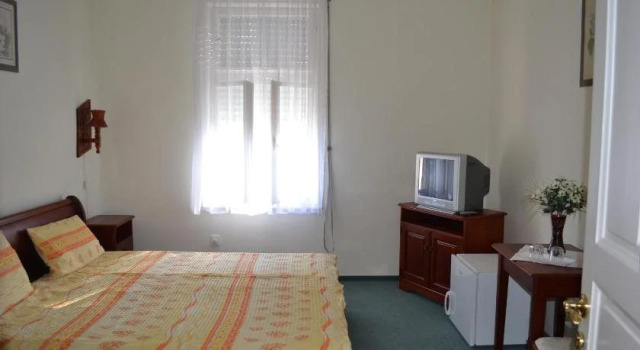 Nosztalgia Hotel, Réserver Hôtel Balatonszárszó 