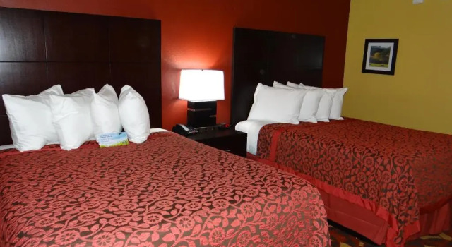 Четырёхместный номер Standard SureStay Studio By Best Western El Dorado