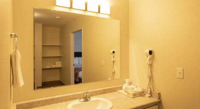 Номер Executive Dunvegan Inn and Suites