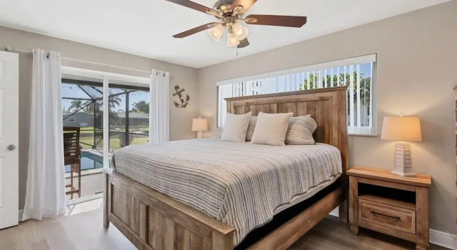 Cape Coral 3 Bedroom Private Pool Home - Canal Access 3 Home, Забронировать Дом для отпуска Виллы Кейп-Корал, Вилла