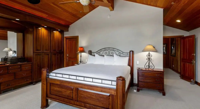 La Maconnerie at Deer Valley Resort - Four Bedroom Condo with Hot Tub #3 4 Condo, Varaa Lomakeskus Deer Valley 
