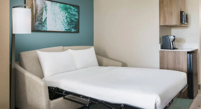 Люкс Fairfield by Marriott Inn & Suites Marathon Florida Keys