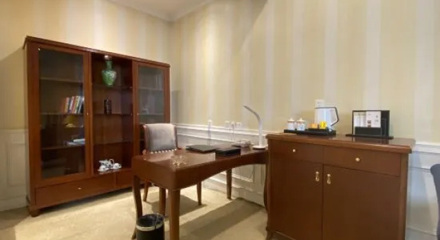 Люкс Executive Jilin Province Hotel