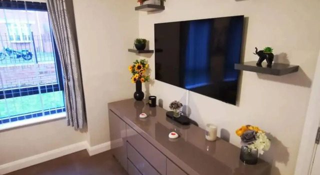 Коттедж Belfast Central 2 Bedroom Luxurious Modern Stay