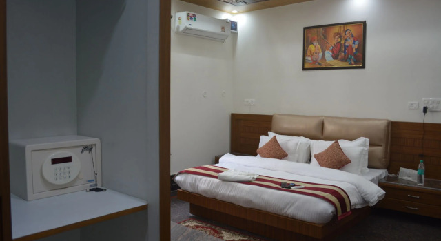 Jjk At Stay Home, Rezervovat Hotel Déhrádún Uttarakhand