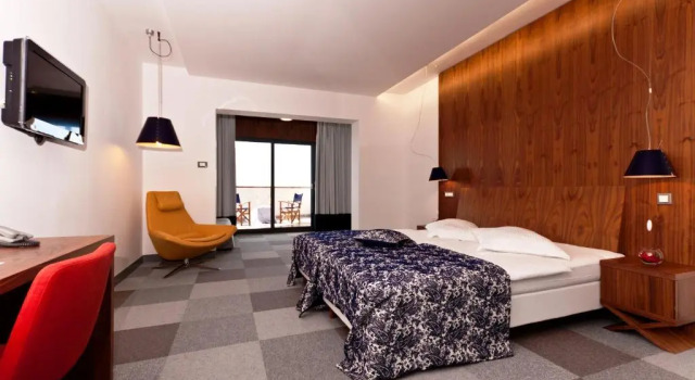 Двухместный номер Standard с балконом и с видом на море Hotel IN