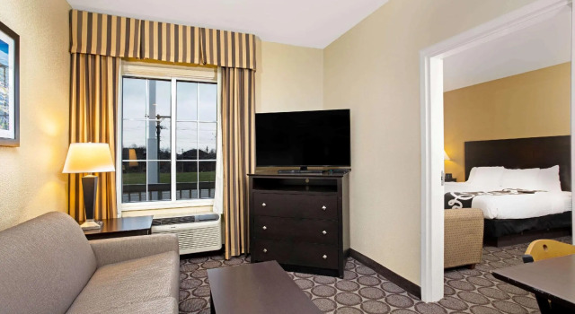 Двухместный люкс La Quinta by Wyndham Lexington South / Hamburg