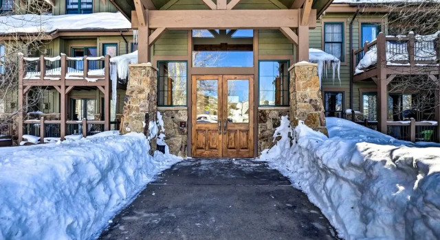 Couple's Ski Condo: 1 Mi to Breckenridge Golf Club