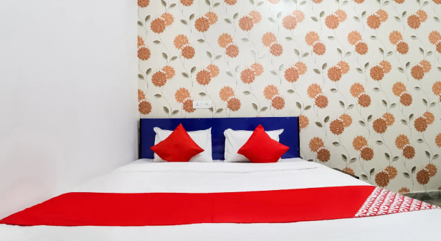 OYO 75380 Hotel Shimla, Забронировать Отель район Дварка Нью-Дели