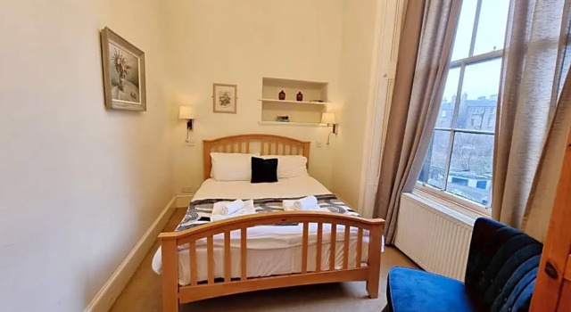 Номер Classic The Guards Hotel