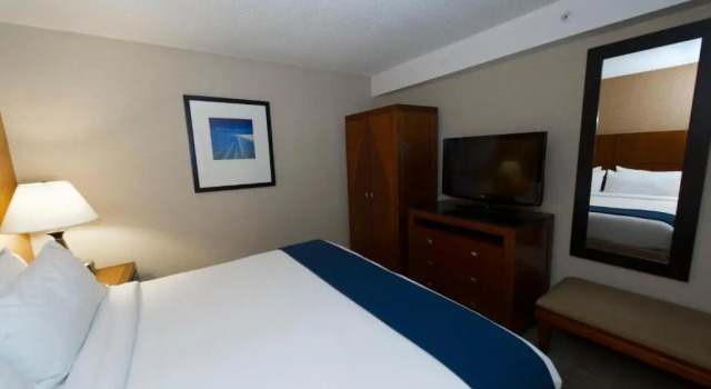 Люкс Sandman Hotel & Suites London Downtown