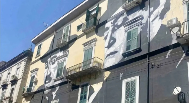 Totò e Peppino house, Забронировать Отель Неаполь Кампания, рядом с Церковь Пио Монте делла Мизерикордия