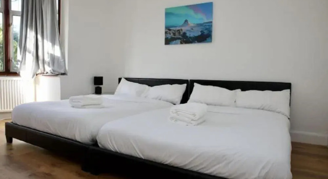 Timi Holiday Homes By OYO, Забронировать Отель Отели Англии 3 звезды, 3*