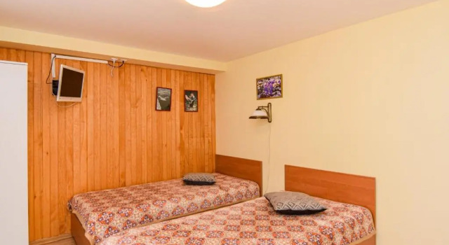 Vila Nendrė, Book Hotel Hotels in Pervalka with Parking, Parking