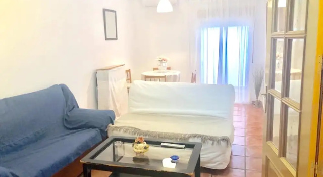 House With one Bedroom in Coslada, With Wonderful City View, Terrace and Wifi