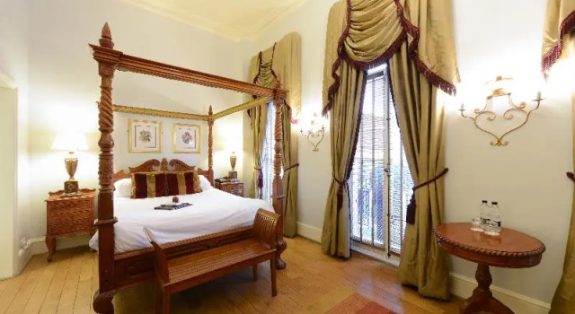 Номер Standard с балконом Twenty Nevern Square Hotel