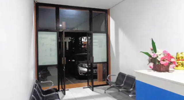 Magnolia Residence by OYO Rooms, Prenota Hotel Manado 