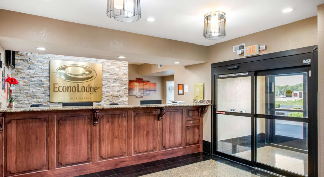 Econo Lodge Shelbyville North, Забронировать Отель Шелбивилл Индиана, рядом с Shelbyville VA Clinic
