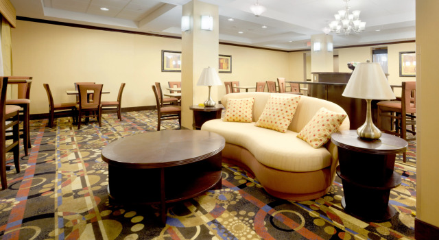 Holiday Inn Express Georgetown, Rezerwuj Hotel Georgetown Greater Austin