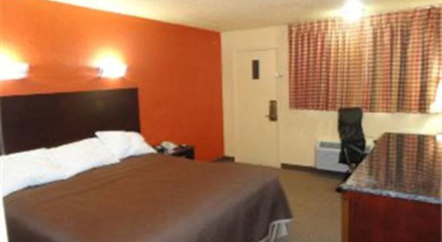 Travelodge Morgantown, Buchen Sie Hotel SPA-Hotels in Morgantown, SPA
