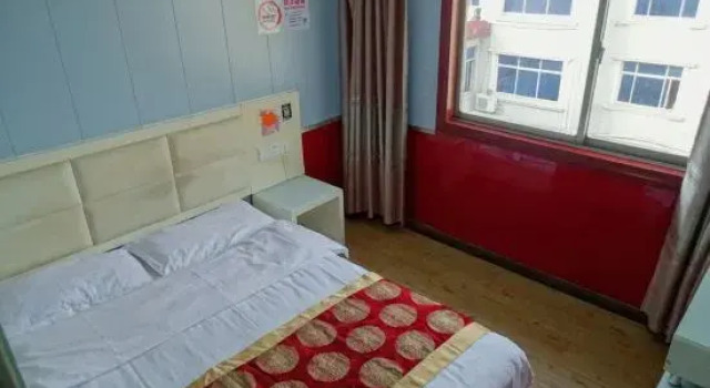 Номер Standard Shanghai Yuezhong Hotel