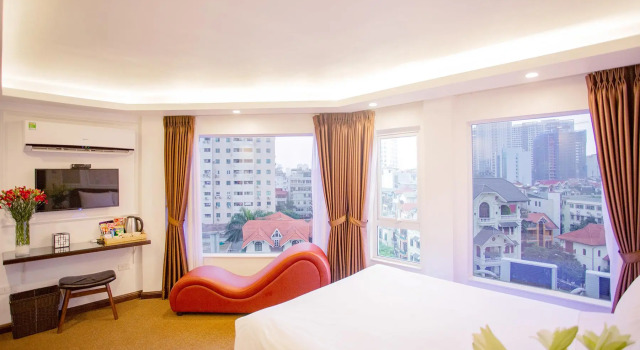 Двухместный люкс Dinh Hotel