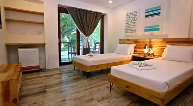 Номер Deluxe Blue Lagoon Inn & Suites
