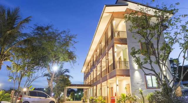 Yaibua Hotel