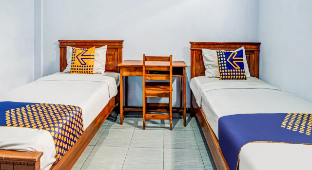 Standard Twin room Hotel O Sukun Syariah Homestay